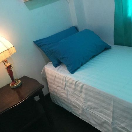 Joyful Island Hostel Lapu-Lapu City Bagian luar foto