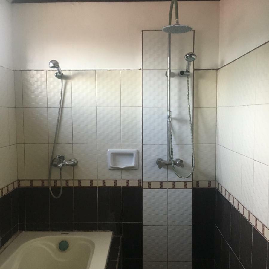 Joyful Island Hostel Lapu-Lapu City Bagian luar foto