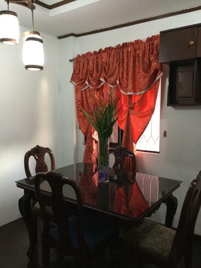 Joyful Island Hostel Lapu-Lapu City Bagian luar foto