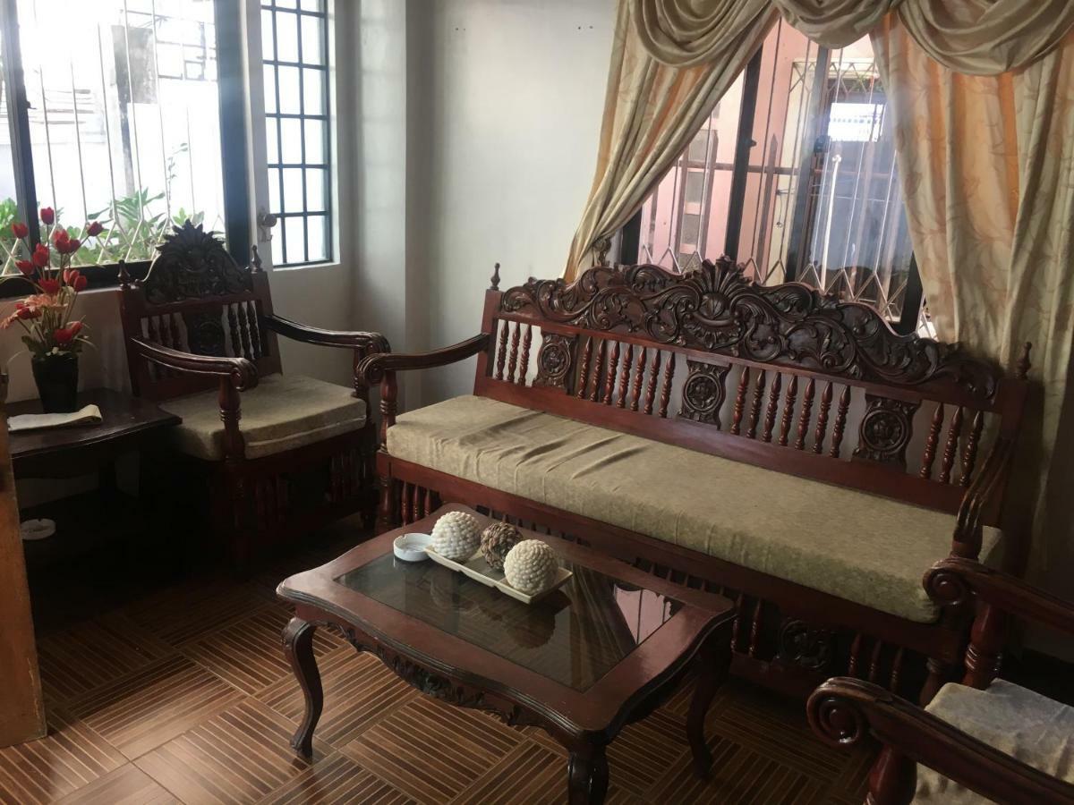 Joyful Island Hostel Lapu-Lapu City Bagian luar foto