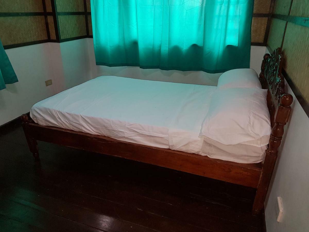 Joyful Island Hostel Lapu-Lapu City Bagian luar foto